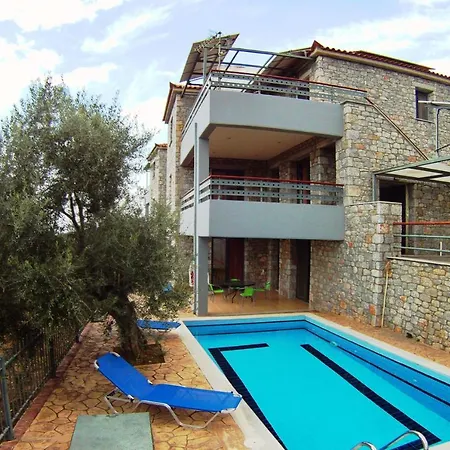 Villa ηρώ *